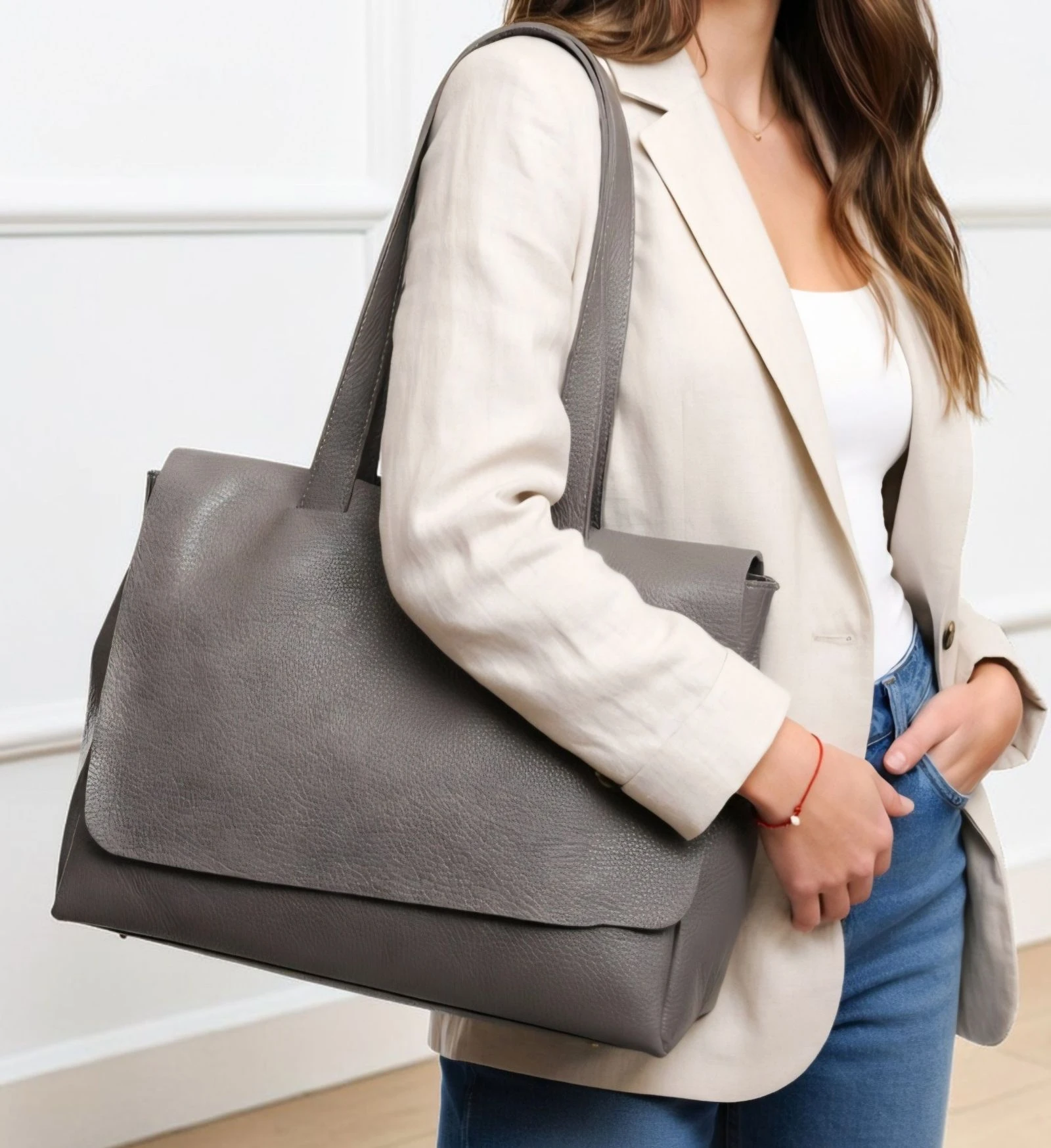 Dark Grey Tote • Oversized & Spacious • Removable Crossbody Strap • Work/University Bag • Minimal Chic Style – photo 8